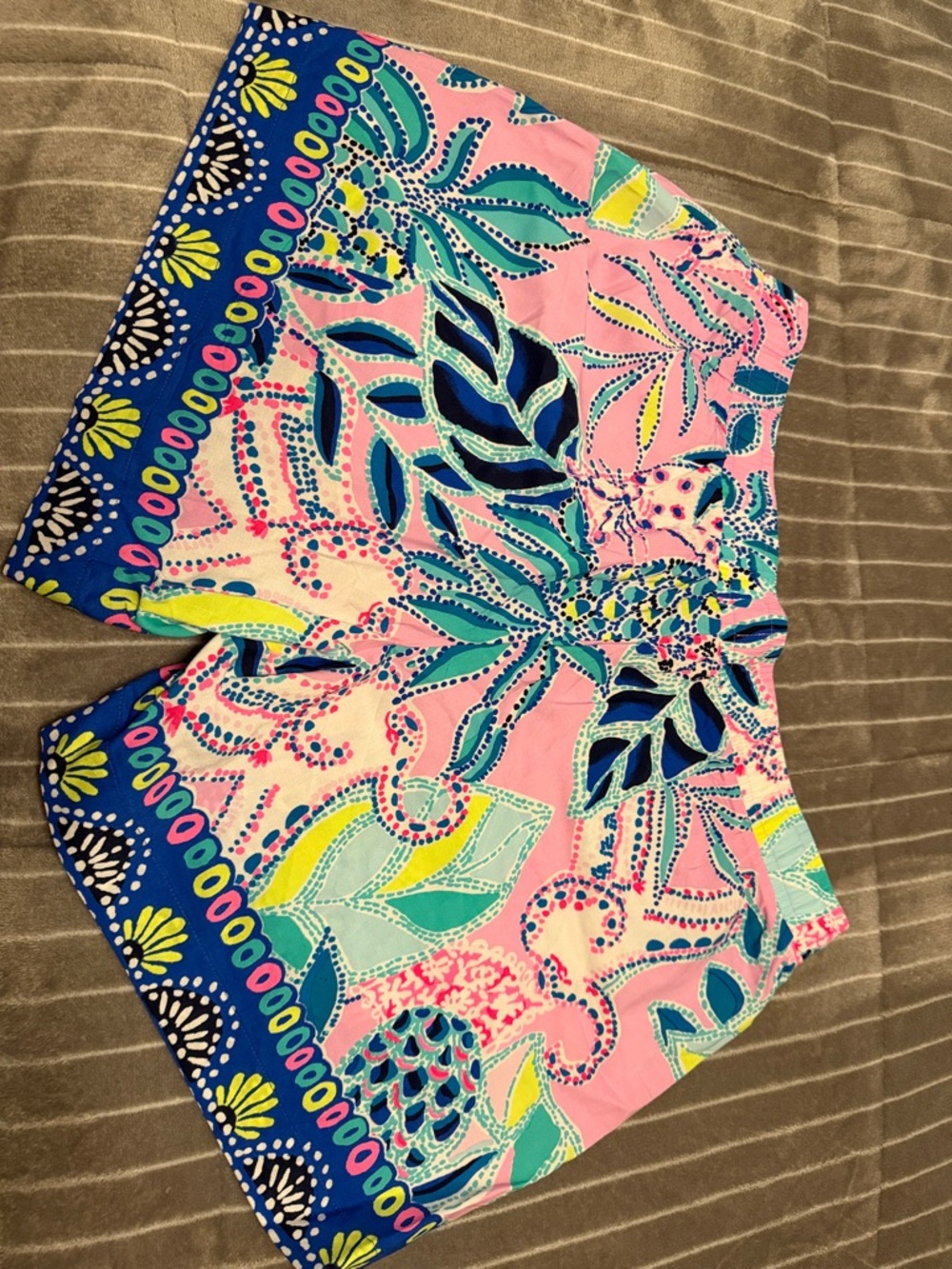 Lilly Pulitzer Pink Multicolor Tropical Print Athletic Shorts - Picture 3 of 3